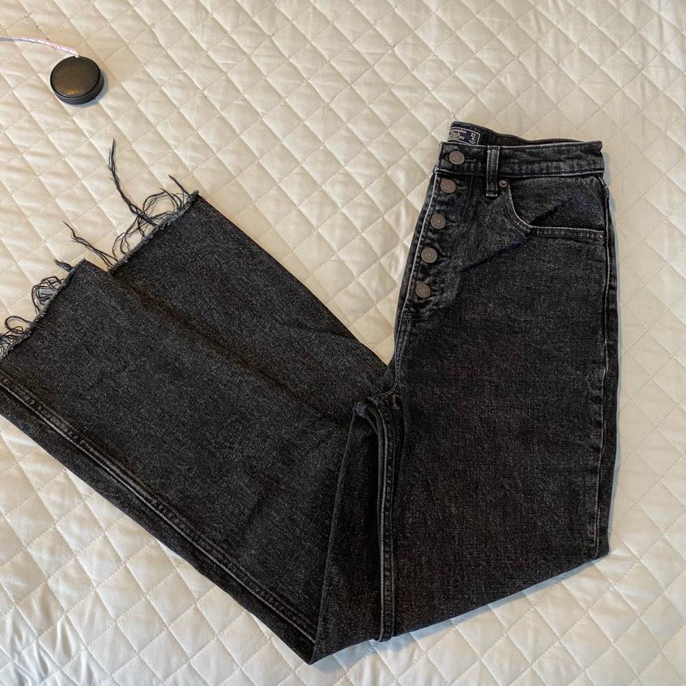 Abercrombie & Fitch Ultra High Rise Straight Jeans